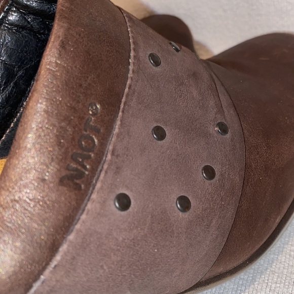 Naot women’s brown leather healed slip on clogs size 9 - Picture 5 of 7